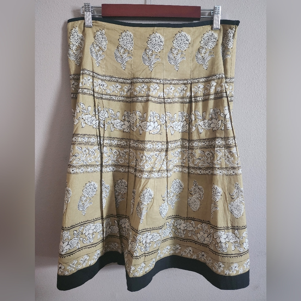 Sundance Floral Patterned Skirt (Size 8)